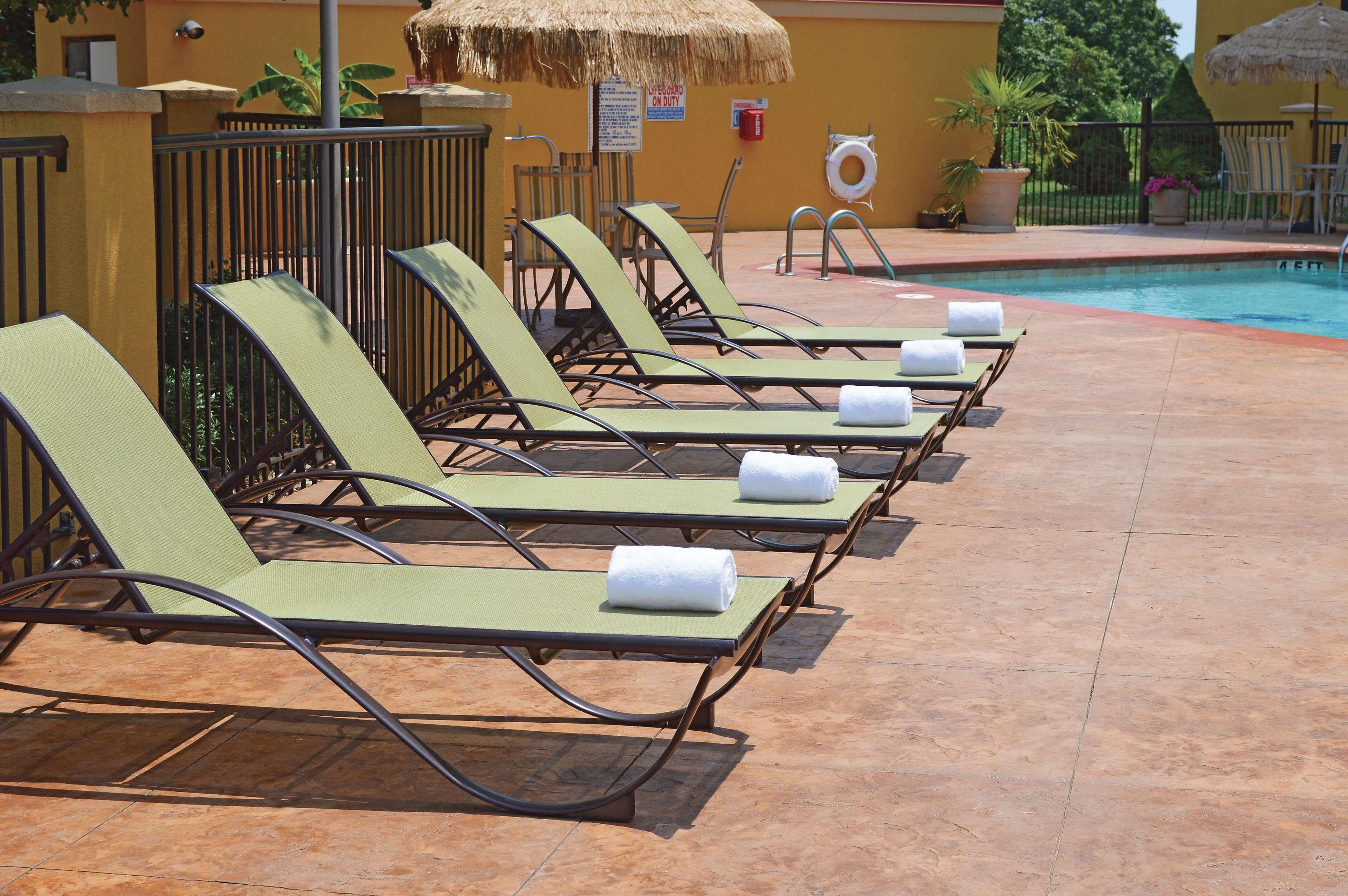 Mainstay Suites Conover-Hickory Экстерьер фото