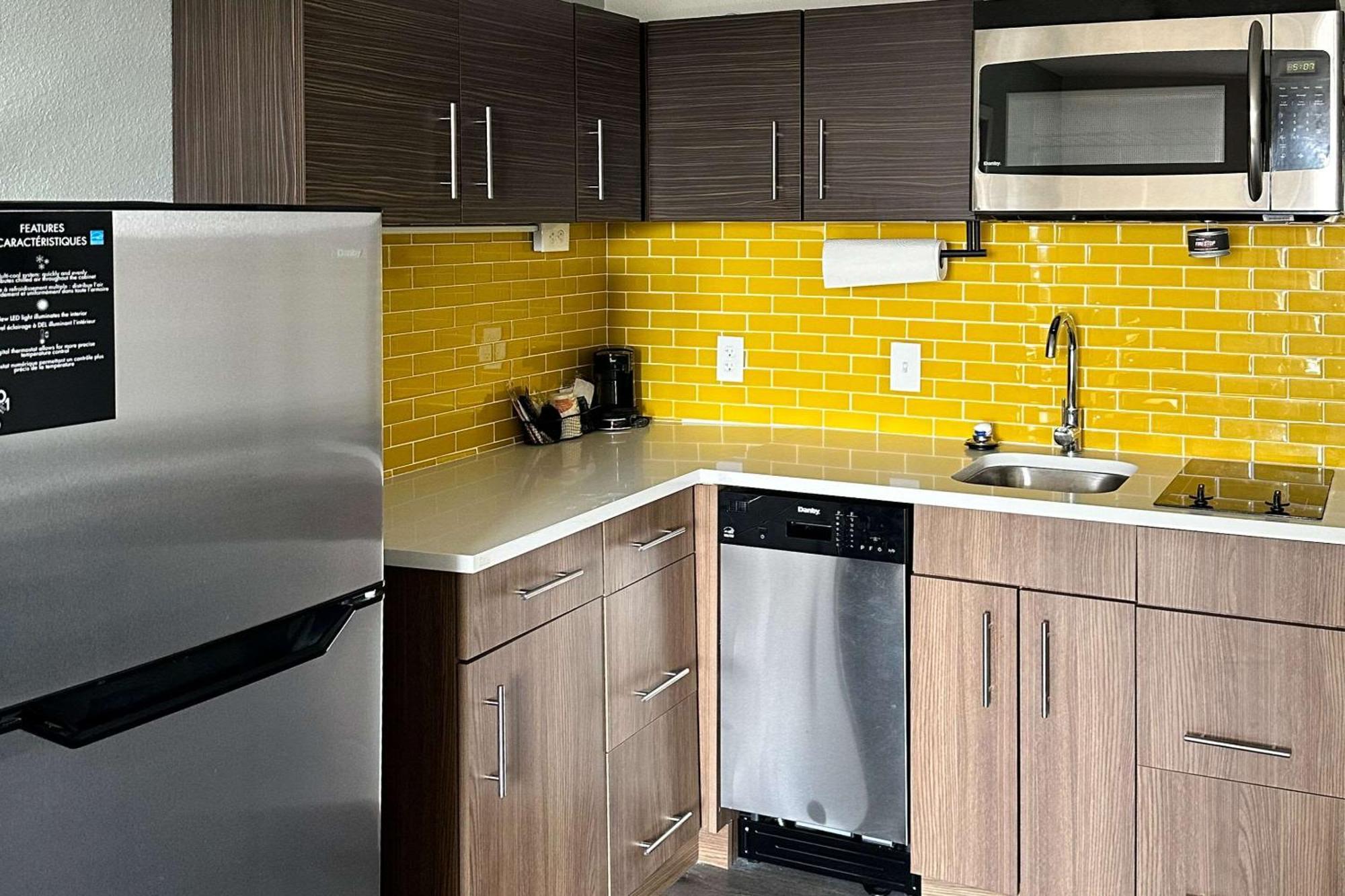Mainstay Suites Conover-Hickory Экстерьер фото