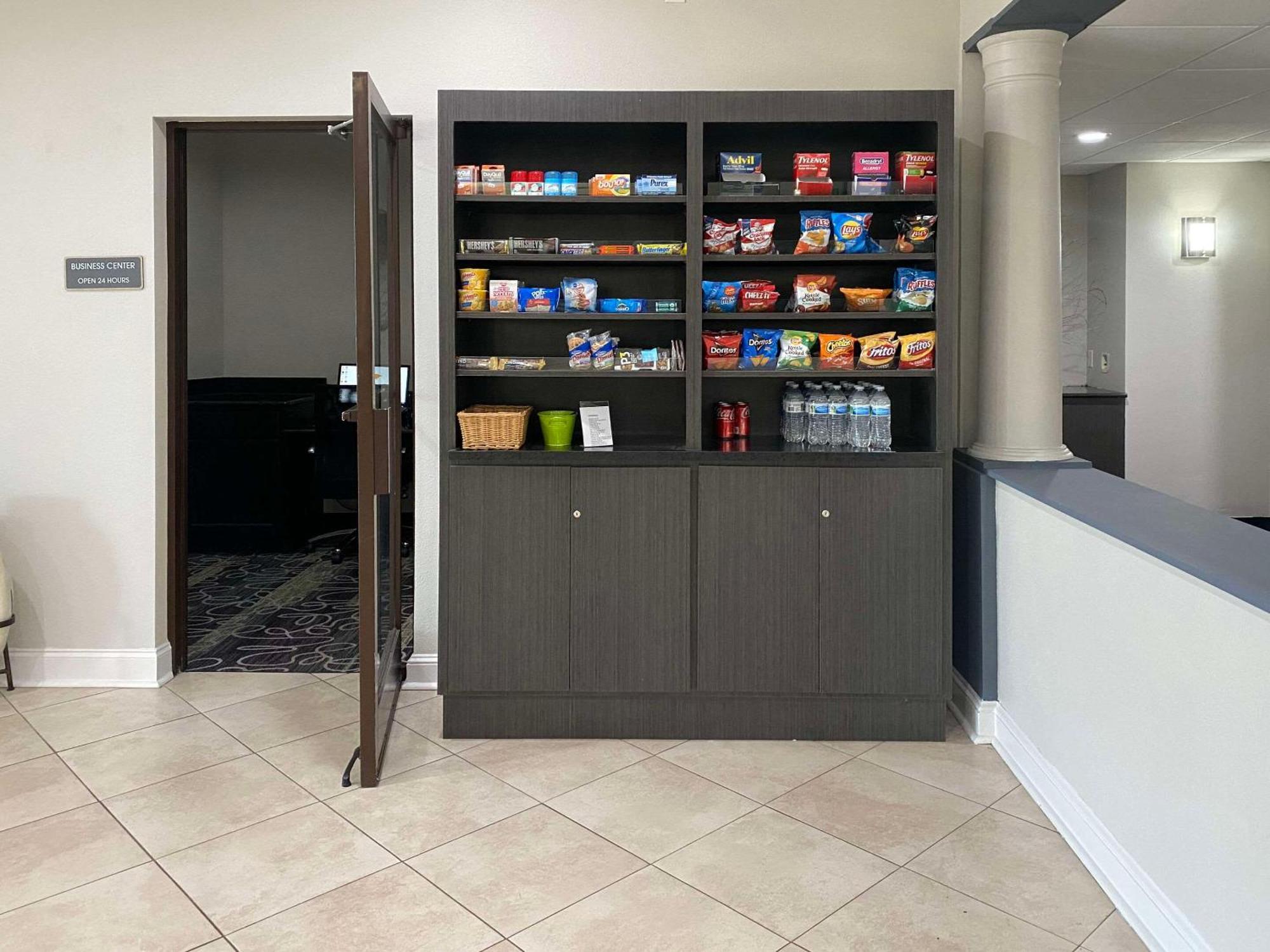 Mainstay Suites Conover-Hickory Экстерьер фото