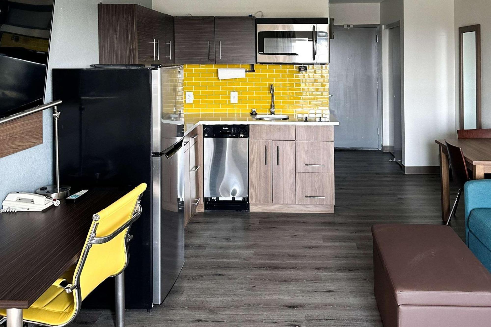 Mainstay Suites Conover-Hickory Экстерьер фото